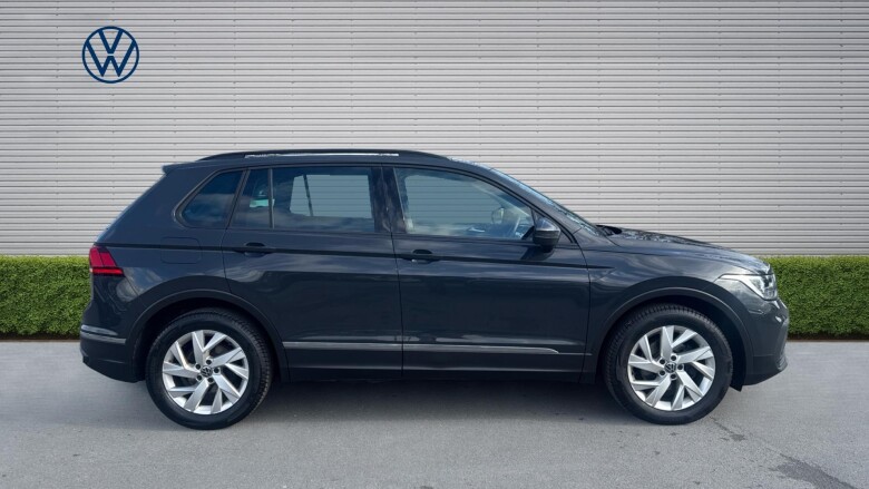 Volkswagen Tiguan 1.5 TSI 150 Life 5dr Petrol Estate